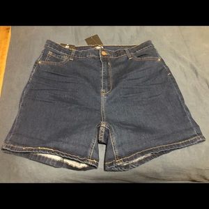 Fave high waist denim shorts